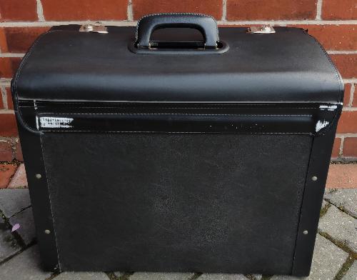 Image 2 of LARGE BLACK STORAGE CASE, SUITABLE FOR PHOTOGRAPHY