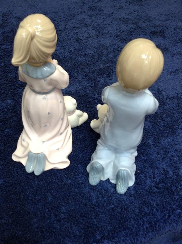 Image 2 of The Leonardo collection Praying Boy and Girl
