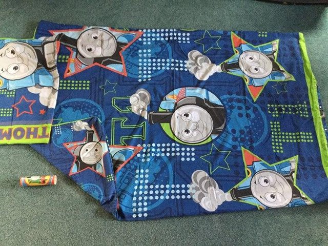Preview of the first image of Thomas Tank Engine single duvet bedding & border roll.