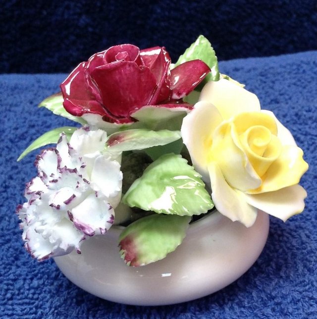 Preview of the first image of Royal Doulton bone china posy bowl ornament.