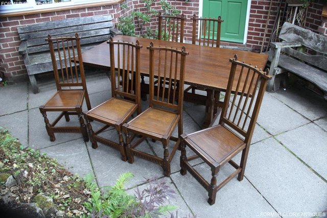Image 3 of A NIGEL RUPERT GRIFFITHS OAK DINING SET TABLE & SIX CHAIRS