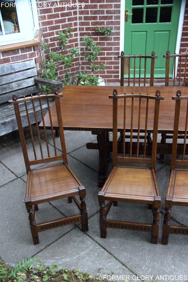 Image 16 of A NIGEL RUPERT GRIFFITHS OAK DINING SET TABLE & SIX CHAIRS
