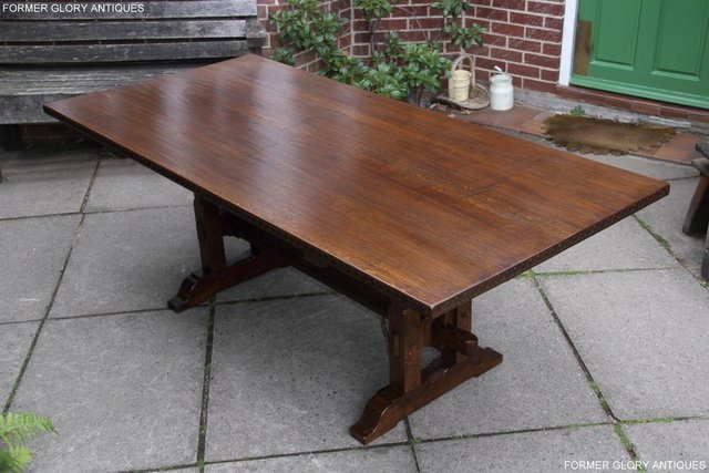 Image 59 of A NIGEL RUPERT GRIFFITHS OAK DINING SET TABLE & SIX CHAIRS