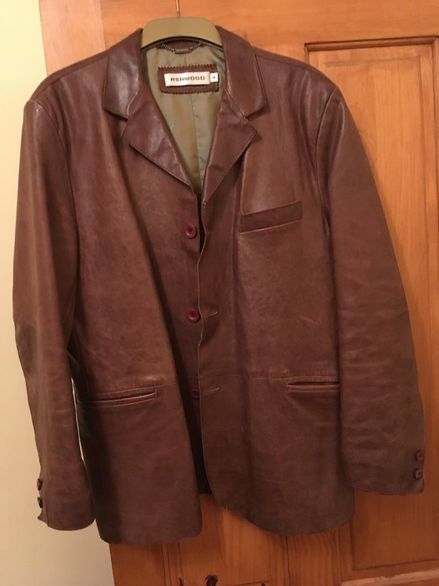Image 2 of Men’s leather jacket