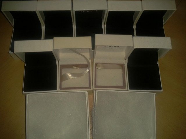 Preview of the first image of 7 ring, 2 bracelet necklace, broach boxes.