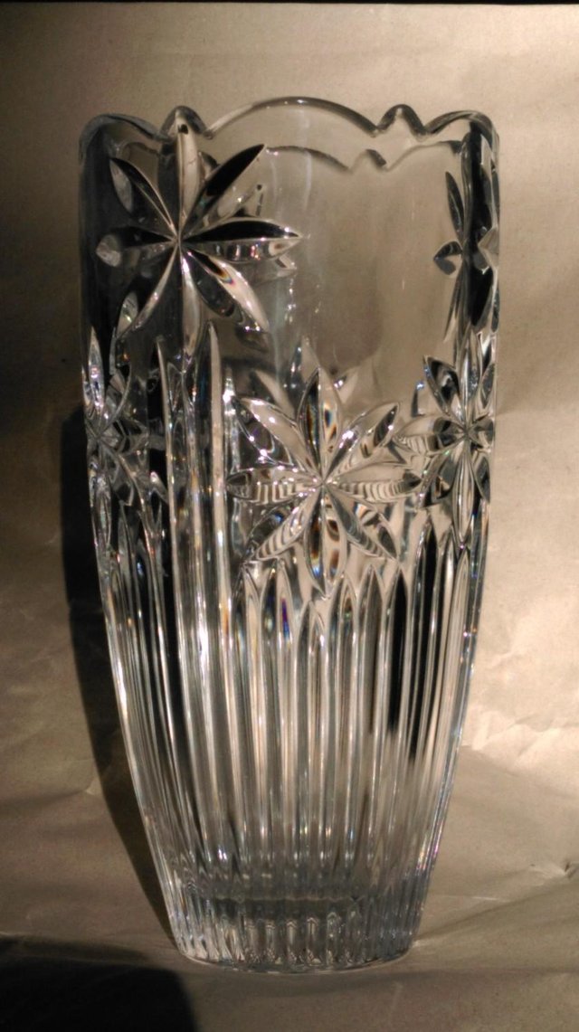 Preview of the first image of Stunning Crystal Cut Glass Vase.