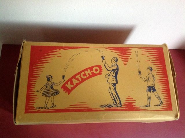 Preview of the first image of Vintage KATCH-O Game (Boxed).