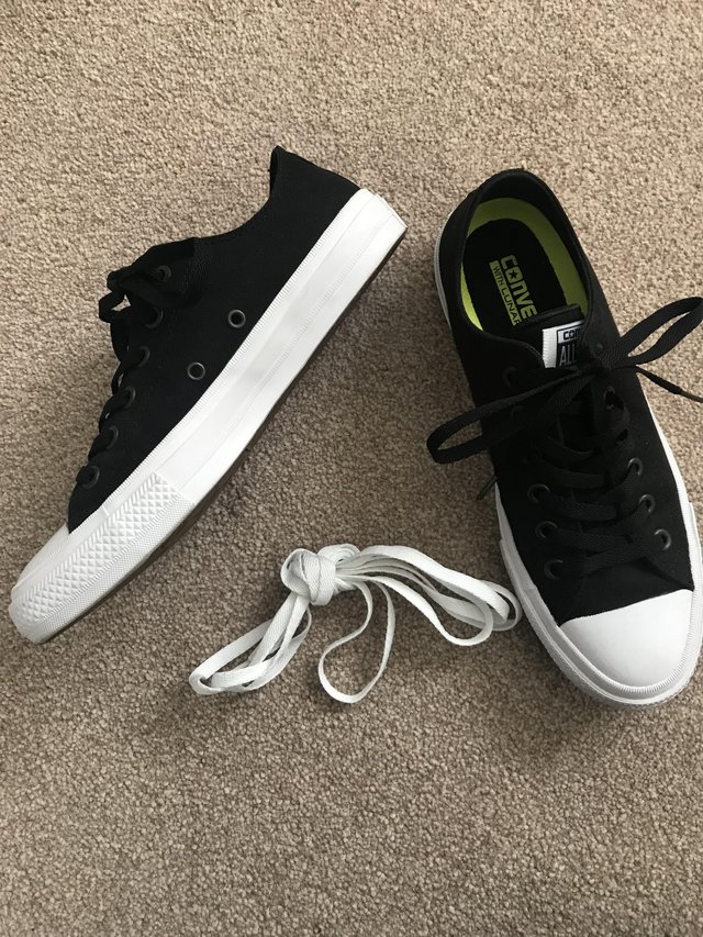 Preview of the first image of Universal Converse Black & White UK Size 7.