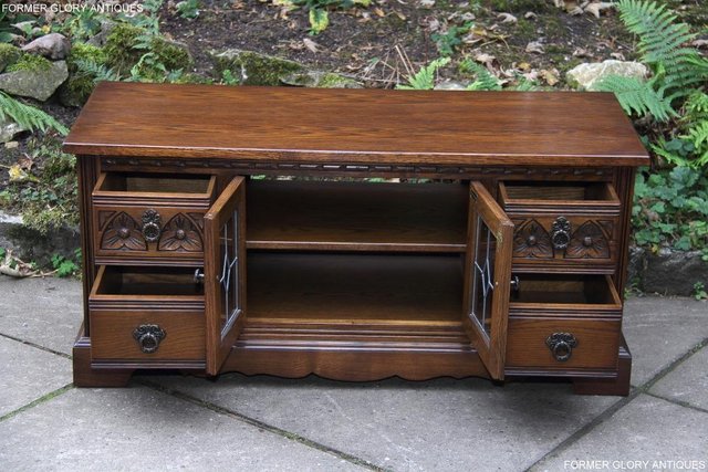 Image 8 of AN OLD CHARM LIGHT OAK TV DVD CABINET BASE STAND HI FI TABLE