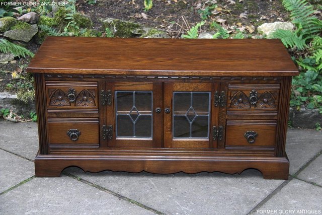 Image 17 of AN OLD CHARM LIGHT OAK TV DVD CABINET BASE STAND HI FI TABLE