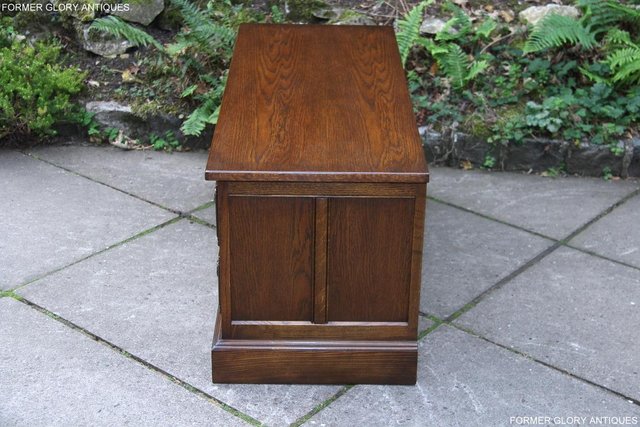 Image 30 of AN OLD CHARM LIGHT OAK TV DVD CABINET BASE STAND HI FI TABLE