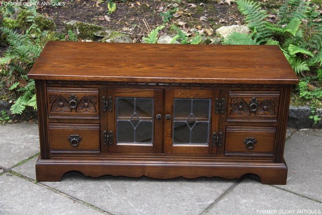 Image 41 of AN OLD CHARM LIGHT OAK TV DVD CABINET BASE STAND HI FI TABLE