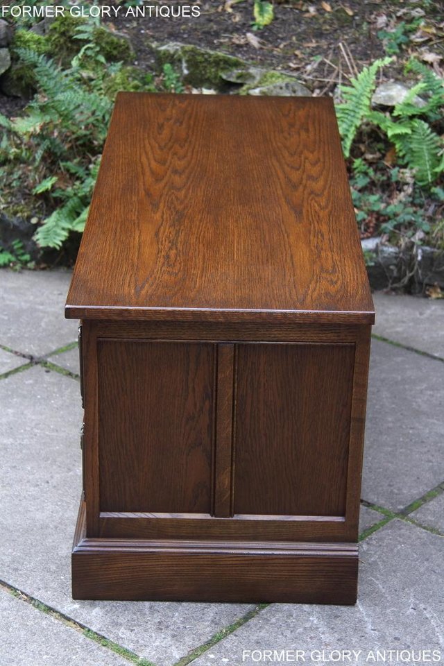Image 71 of AN OLD CHARM LIGHT OAK TV DVD CABINET BASE STAND HI FI TABLE