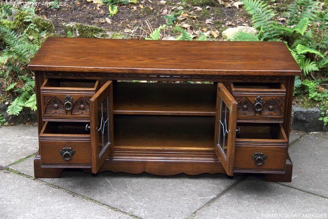 Image 72 of AN OLD CHARM LIGHT OAK TV DVD CABINET BASE STAND HI FI TABLE
