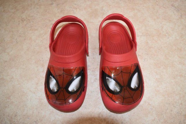 Preview of the first image of Spiderman Crocs size 2 (NEW).