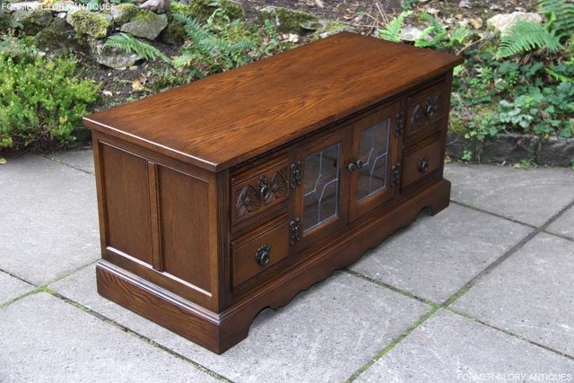 Image 82 of AN OLD CHARM LIGHT OAK TV DVD CABINET BASE STAND HI FI TABLE