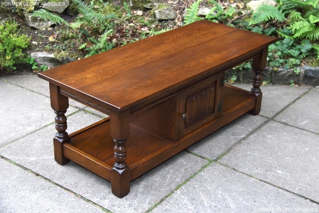 Image 2 of OLD CHARM LIGHT OAK LONG COFFEE WINE TABLE CABINET TV STAND