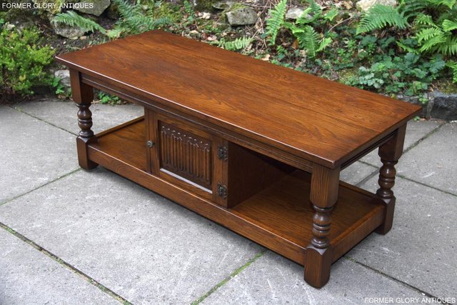 Image 3 of OLD CHARM LIGHT OAK LONG COFFEE WINE TABLE CABINET TV STAND