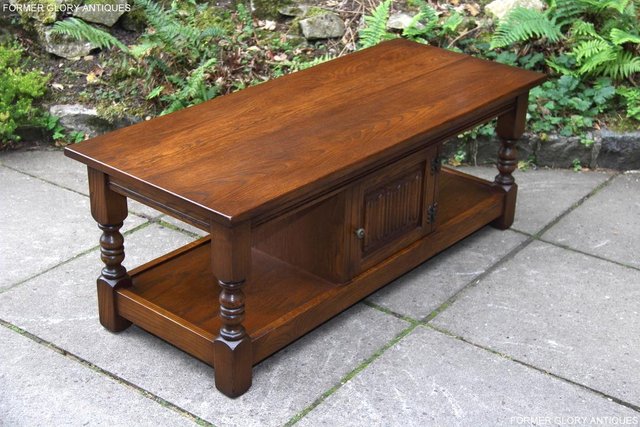 Image 73 of OLD CHARM LIGHT OAK LONG COFFEE WINE TABLE CABINET TV STAND