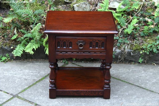 Image 52 of OLD CHARM TUDOR OAK LAMP TABLE WINE COFFEE PLANT BOOK STAND