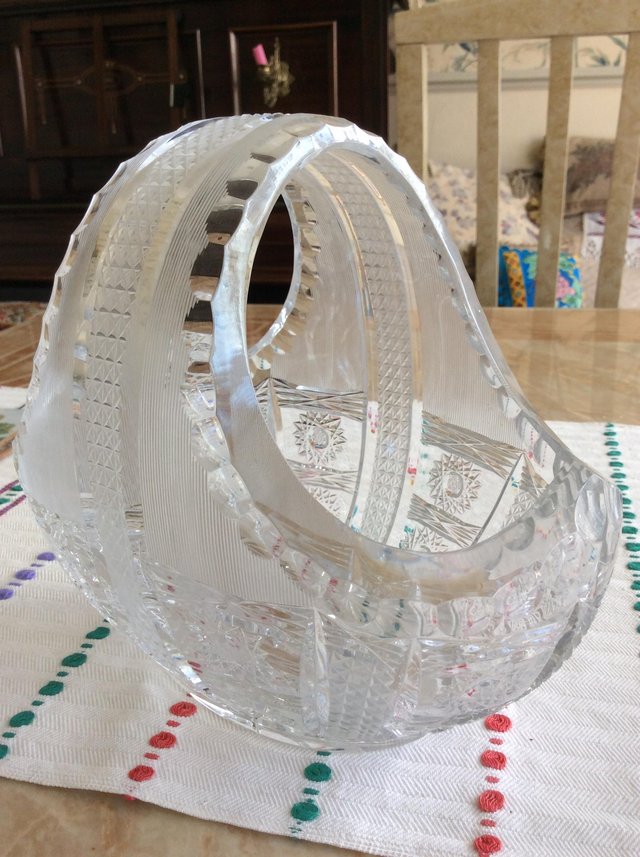 Preview of the first image of Good quality crystal basket.