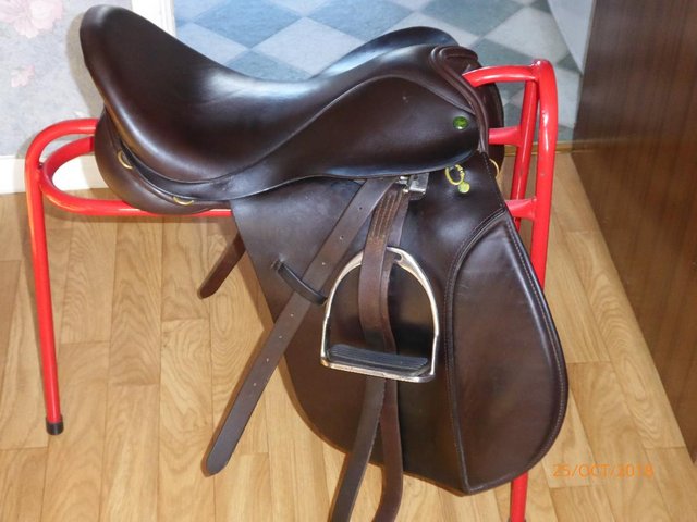 Preview of the first image of ‘Ideal’ saddle.