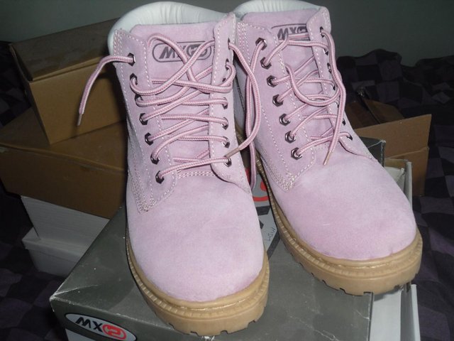 Preview of the first image of Ladies boots size 7.