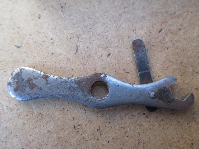 Image 3 of Magneto spanner with 15 thou feeler guage