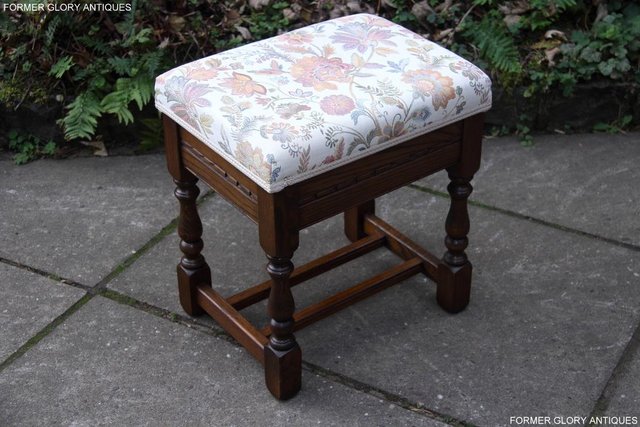 Image 79 of OLD CHARM LIGHT OAK DRESSING TABLE VANITY MIRROR STOOL STAND