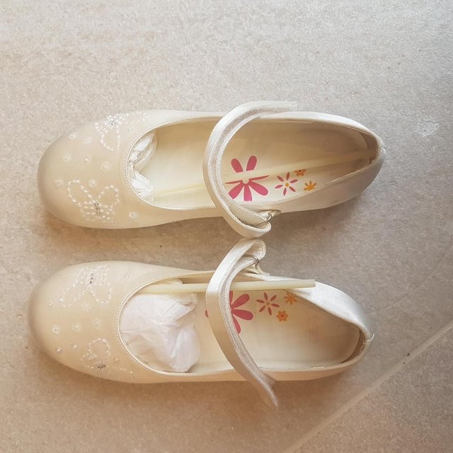 Image 2 of Cream Silk Wedding Shoes. Girls UK Size 1 ELse. Beautiful!