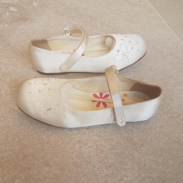 Image 3 of Cream Silk Wedding Shoes. Girls UK Size 1 ELse. Beautiful!