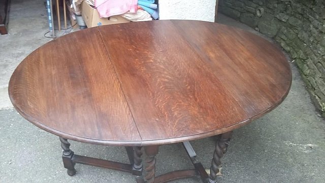 Image 2 of Antique Solid Oak Oval Drop Leaf Gateleg Dining Table
