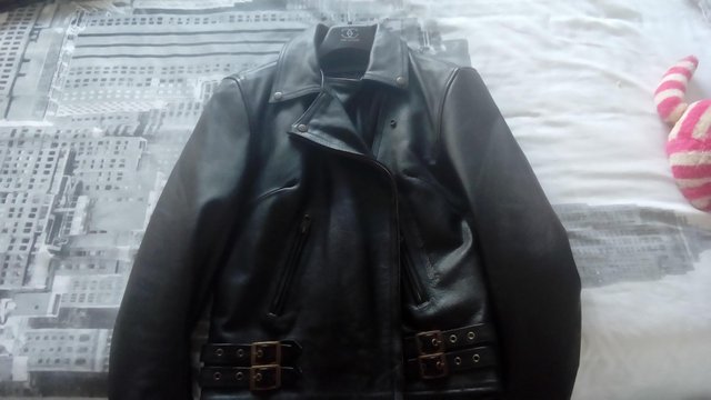 Image 2 of Ladies black leather motorbike suit