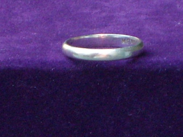 Image 4 of 925 Sterling Silver Band Ring