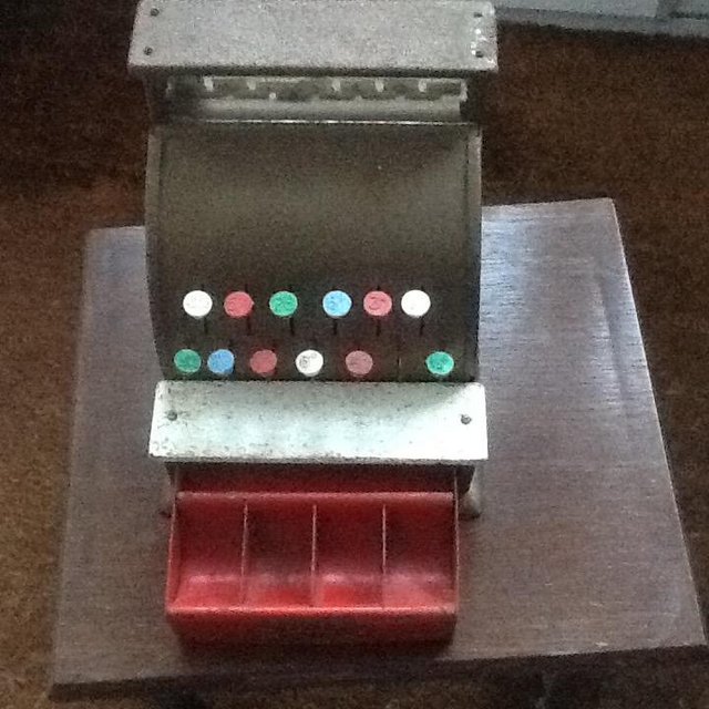 Preview of the first image of 1960s Codeg child's cash register.