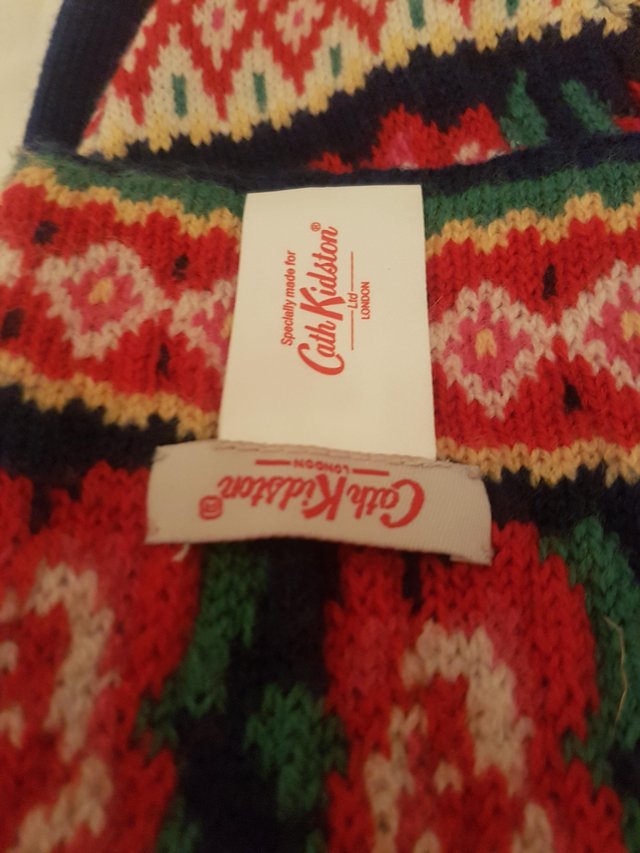 Preview of the first image of Cath kidston women's hat and scarf set.