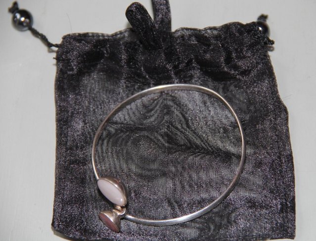 Image 3 of Sterling Silver 925 Twist Closure Bracelet With Pink Stones