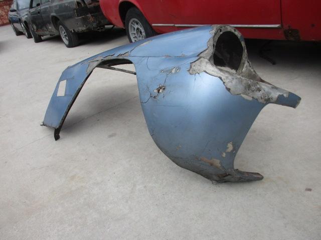 Image 3 of Front right fender Maserati Mistral
