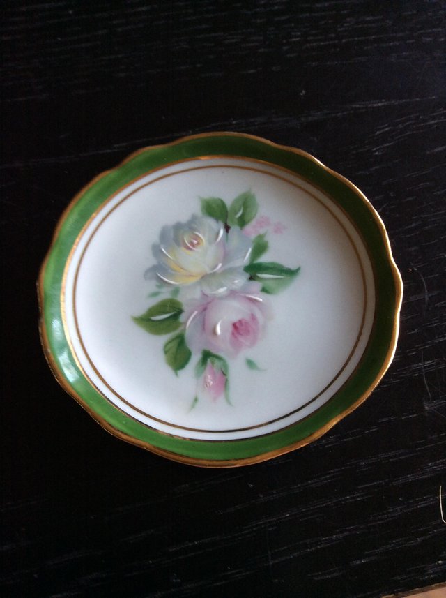 Preview of the first image of Limoges Rehousse Main small plate.