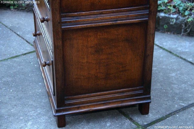 Image 14 of TITCHMARSH AND GOODWIN OAK CHEST OF DRAWERS STAND SIDEBOARD