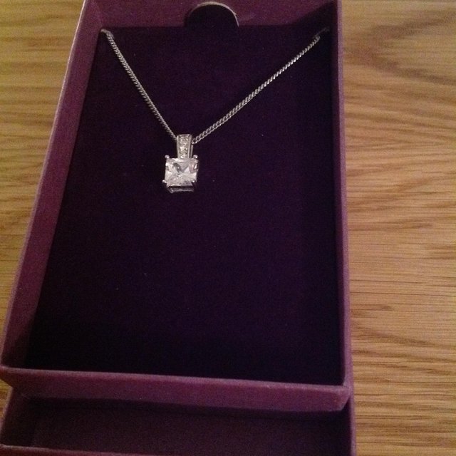 Preview of the first image of M&S pendant.