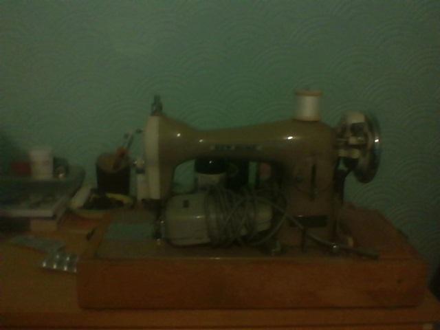 Preview of the first image of SEWINGMACHINE. electric.........