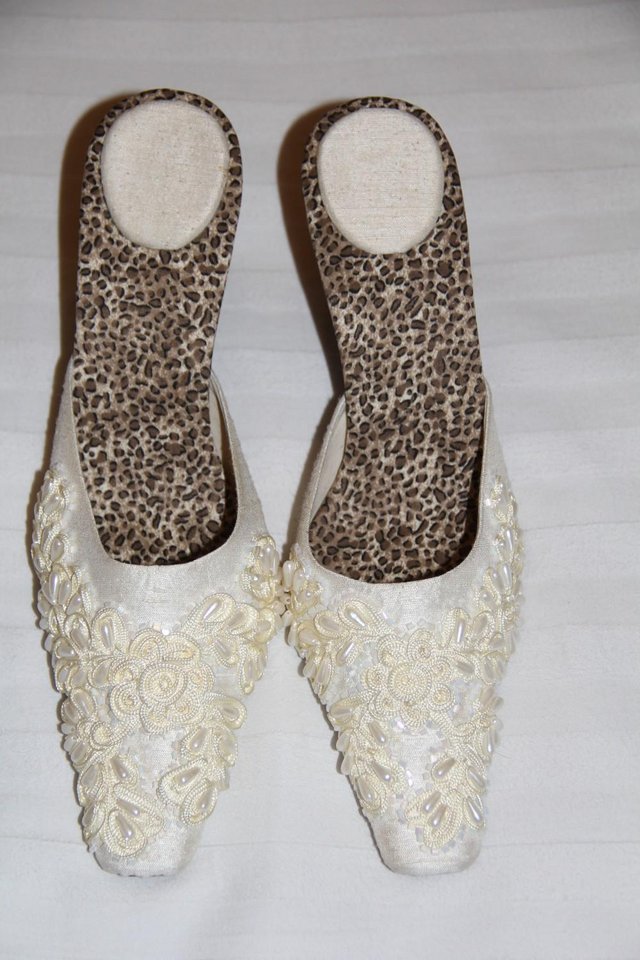 Image 4 of Bridal Shoes With Braid & Pearls – Size 4-4.5 / 36-37