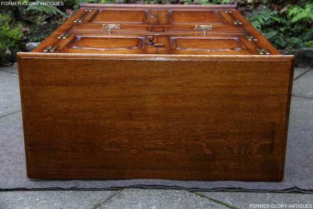 Image 16 of A TITCHMARSH AND GOODWIN SOLID OAK ELM DRINKS WINE CABINET