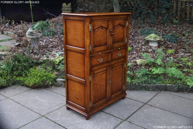 Image 19 of A TITCHMARSH AND GOODWIN SOLID OAK ELM DRINKS WINE CABINET