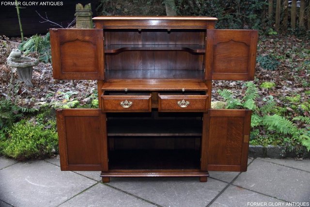 Image 28 of A TITCHMARSH AND GOODWIN SOLID OAK ELM DRINKS WINE CABINET