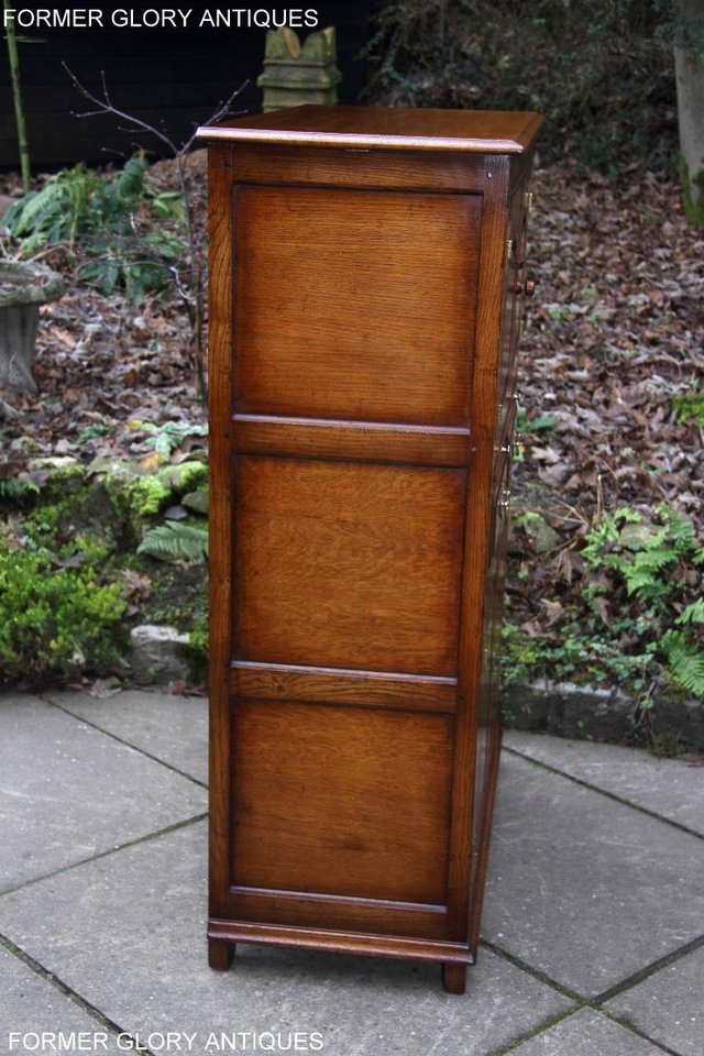 Image 29 of A TITCHMARSH AND GOODWIN SOLID OAK ELM DRINKS WINE CABINET