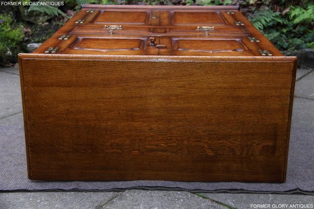 Image 66 of A TITCHMARSH AND GOODWIN SOLID OAK ELM DRINKS WINE CABINET