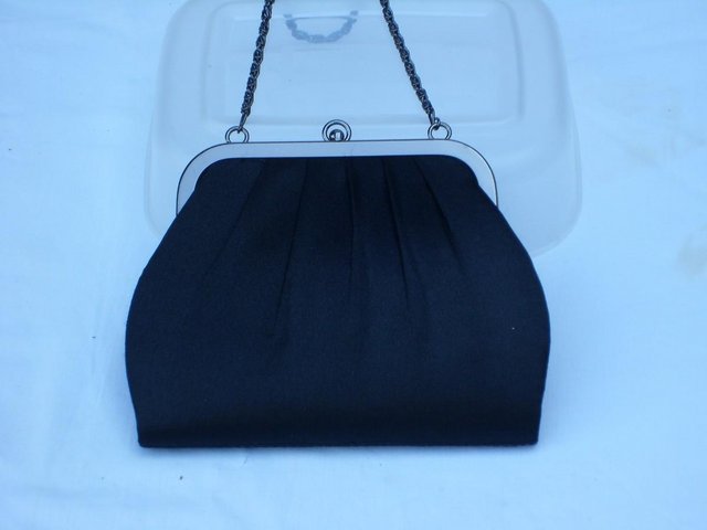 Image 4 of ACCESSORIZE Small Black Snap Top Purse Bag NEW!