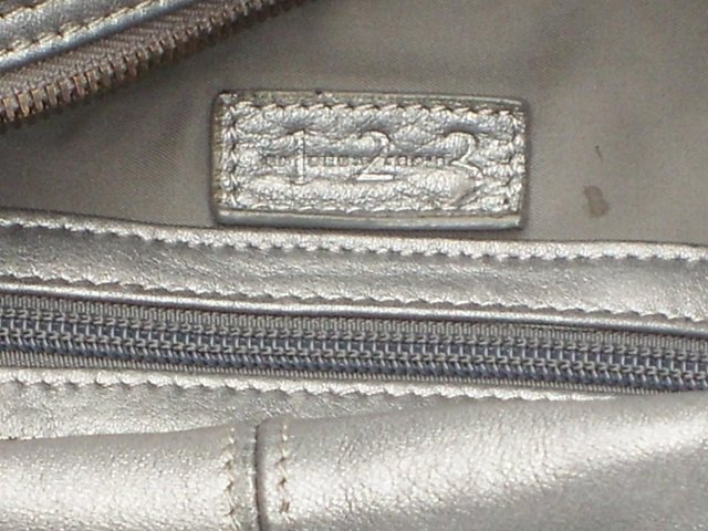 Image 6 of UN1 DEUX2 TROIS3 Silver Leather Shoulder Handbag